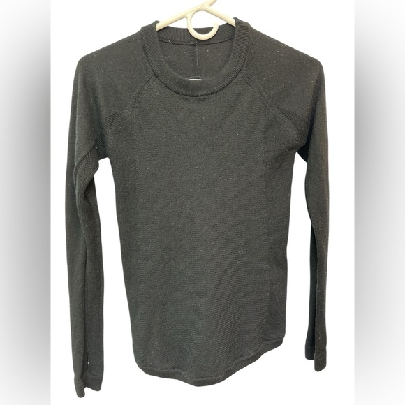 Lululemon knitted merino wool crewneck black sweater - Picture 1 of 4